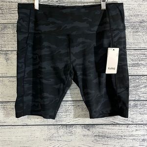 NWT-Kcutteyg Camo High Waisted with Pockets Bike Shorts